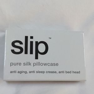 Slip silk queen pillowcase nwot